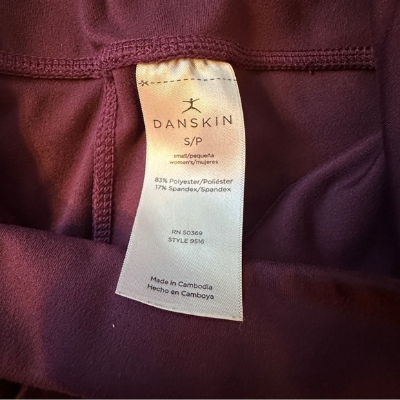 Danskin size XS purple Brushed 7/8 Legging with pockets - Picture 5 of 13